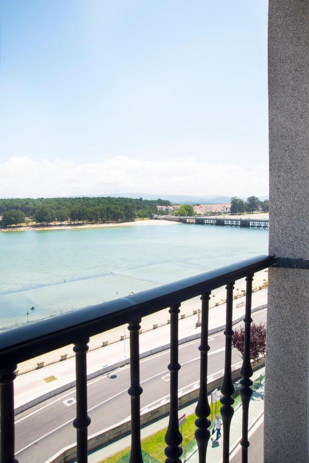 O Grove Centro Con Vistas A La Toja Parking Daire Dış mekan fotoğraf